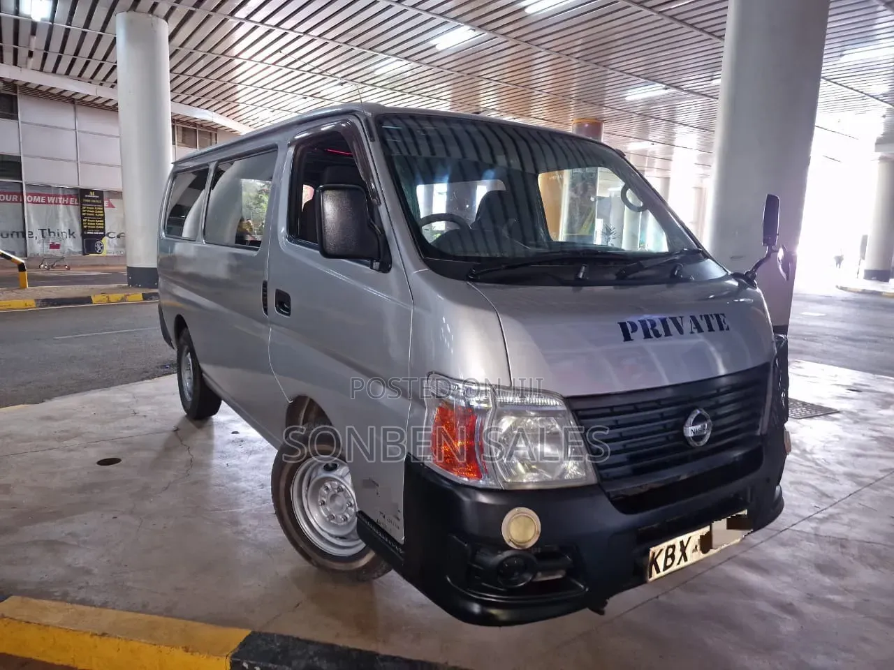 Nissan Caravan (Urvan) 2008 Silver