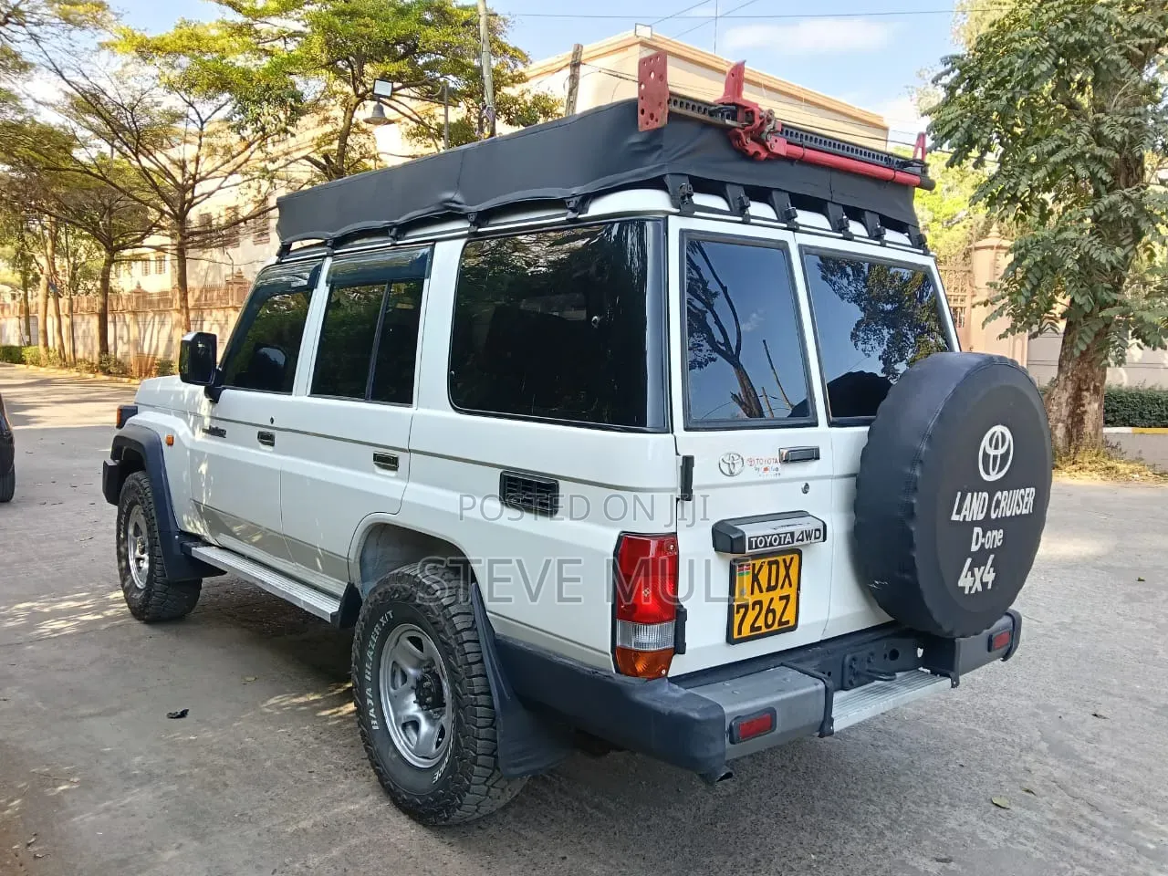 Toyota Land Cruiser 2012 White