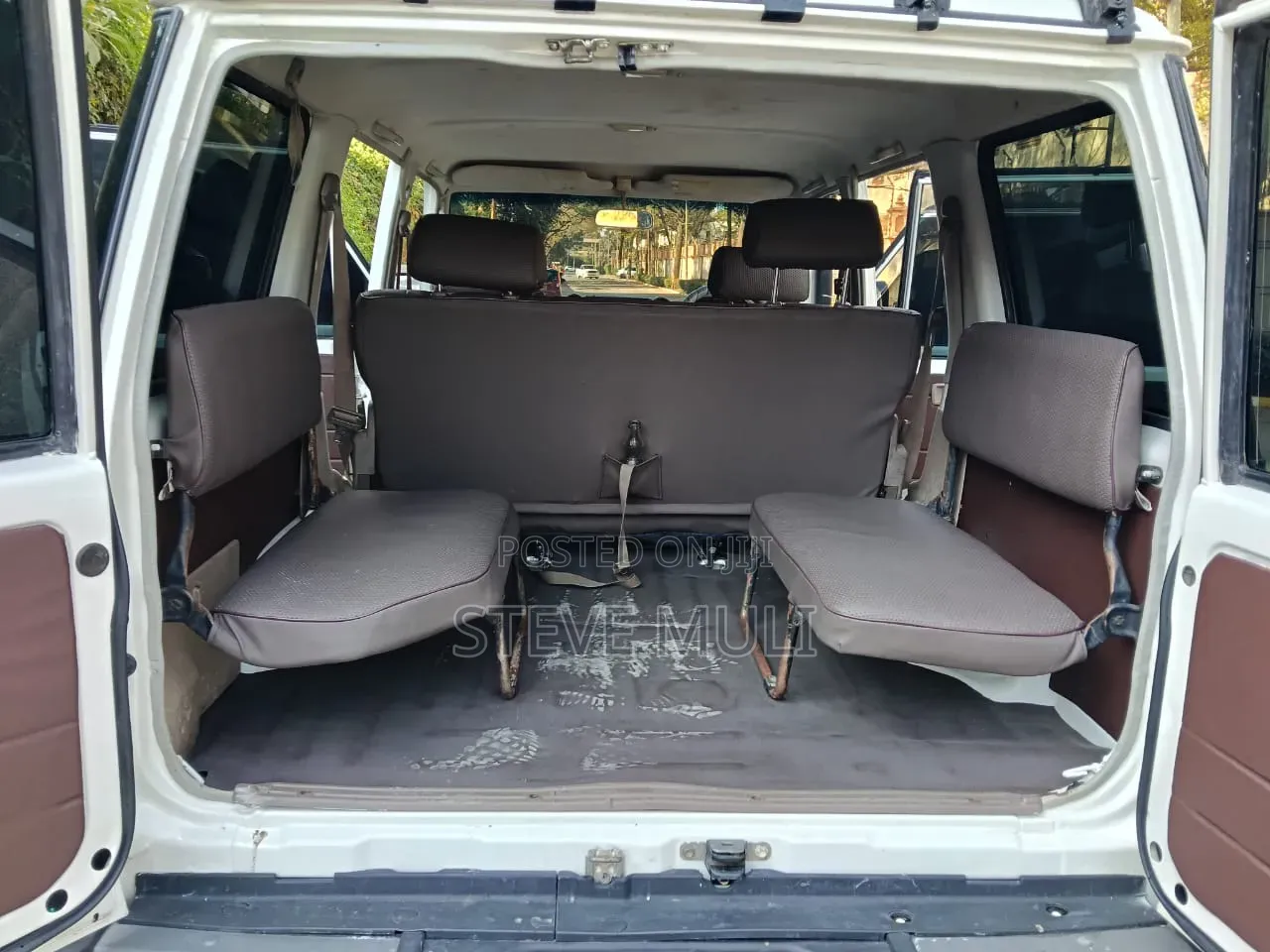 Toyota Land Cruiser 2012 White