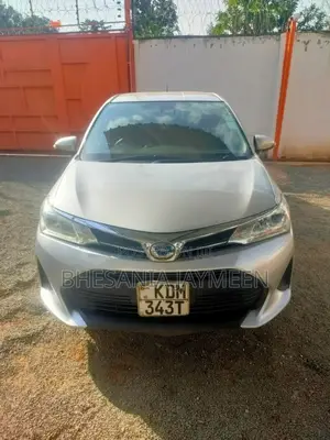 Toyota Corolla Fielder 1.5 Hybrid FWD 2018 Silver
