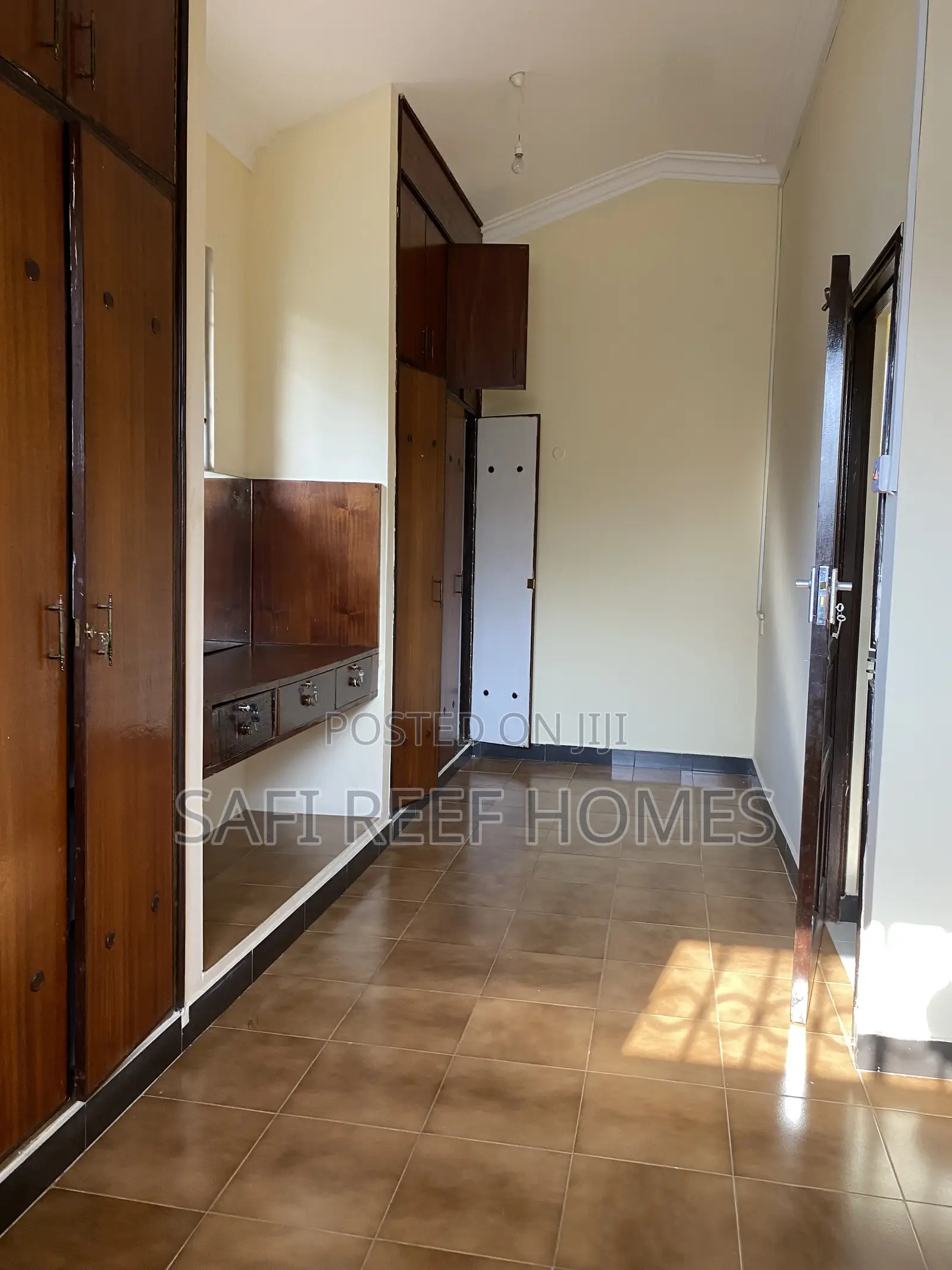 7-Bedroom Maisonette to Let – Nyali, City Mall Area, Mombasa