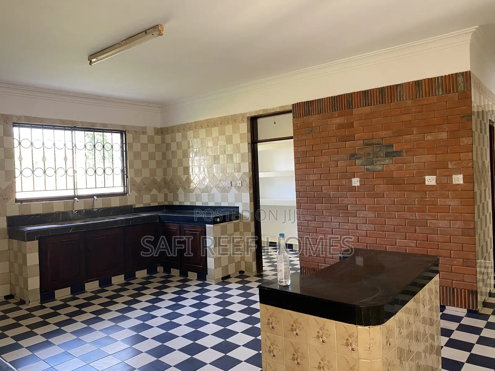 7-Bedroom Maisonette to Let – Nyali, City Mall Area, Mombasa