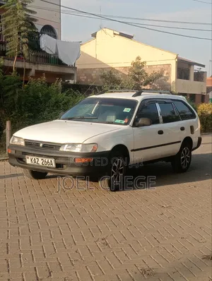 Toyota Corolla 2003 White