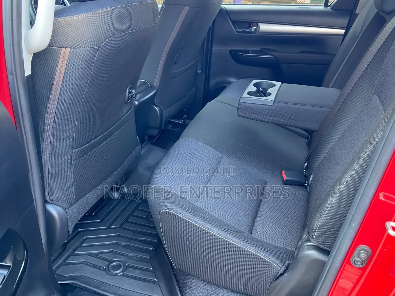 Toyota Hilux 2019 Maroon