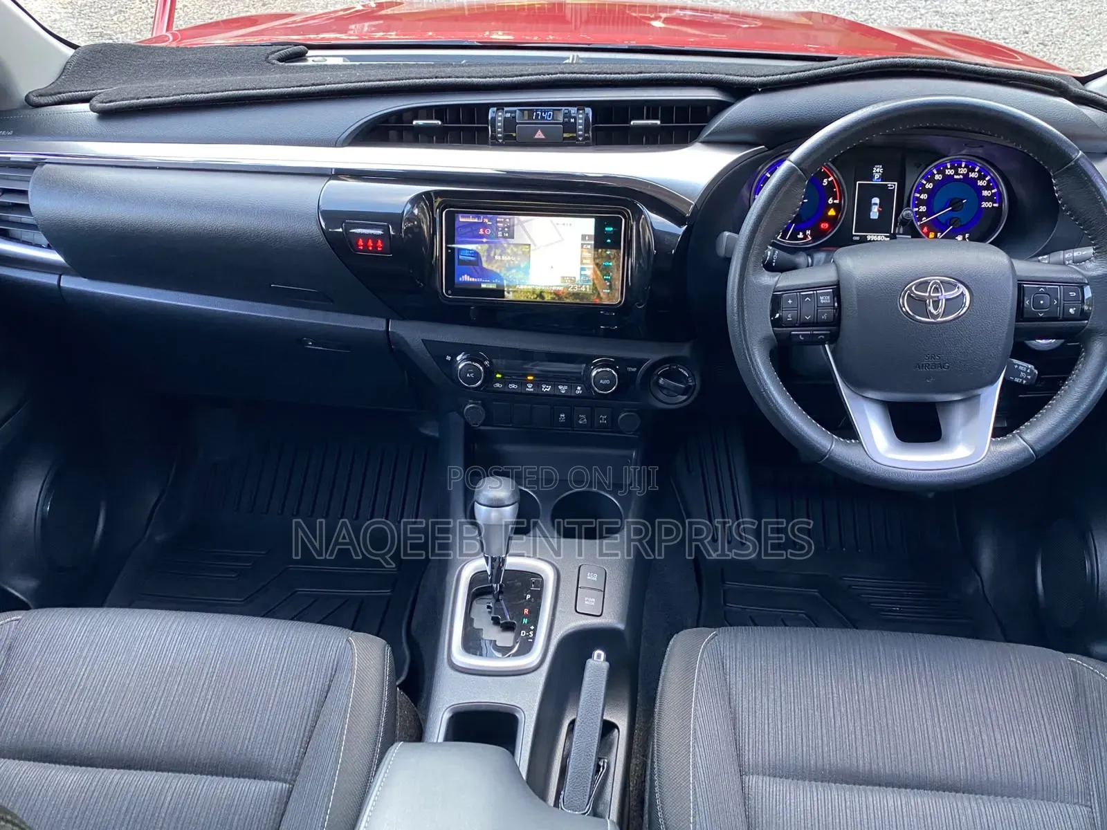 Toyota Hilux 2019 Maroon