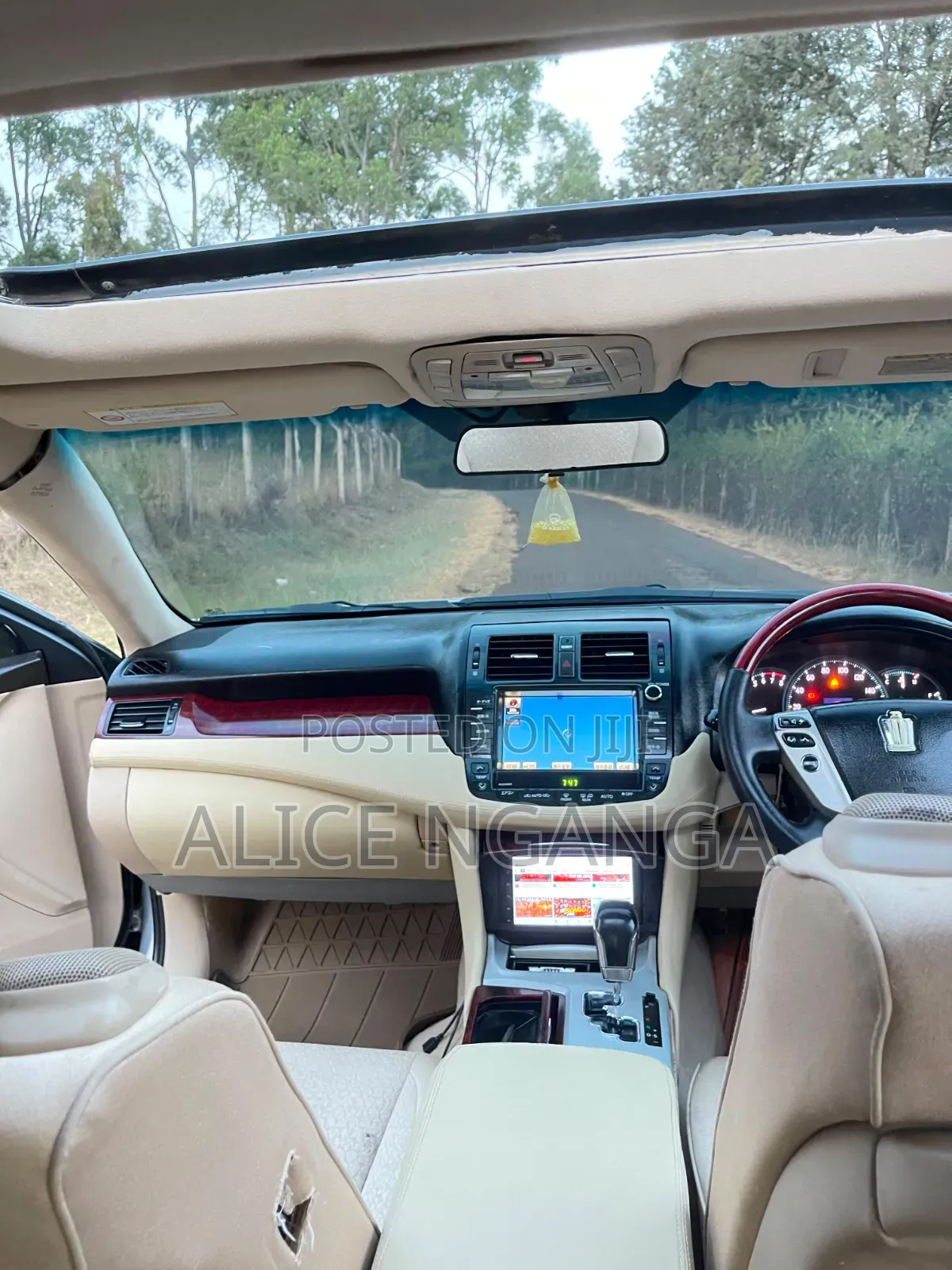 Toyota Crown 2011 Silver