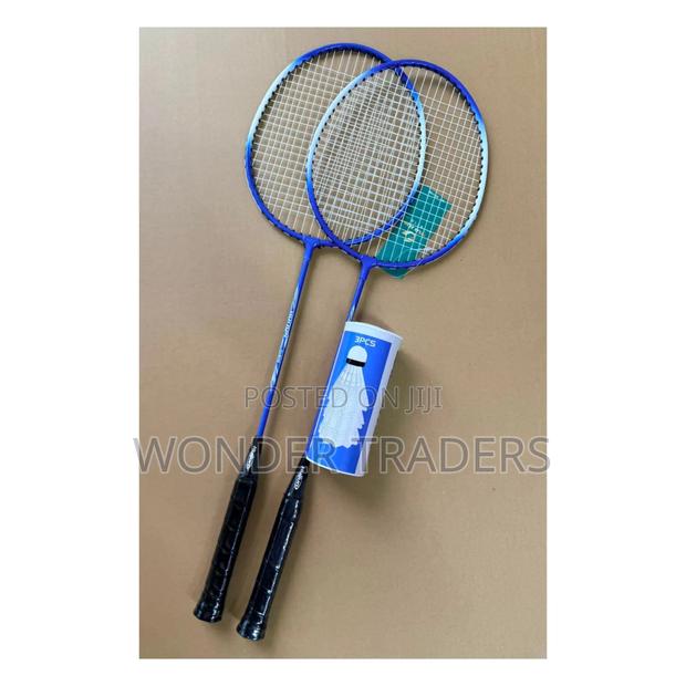*Tennis Racket With 3 Balls* - thumbnail 2