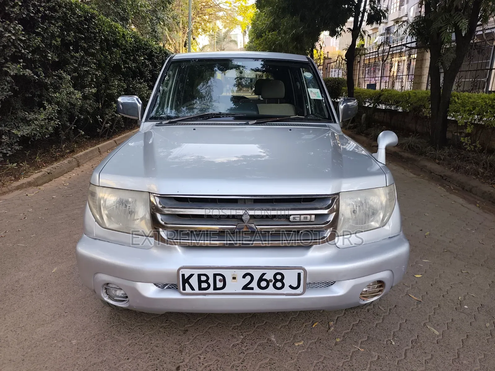 Mitsubishi Pajero IO 2004 Silver