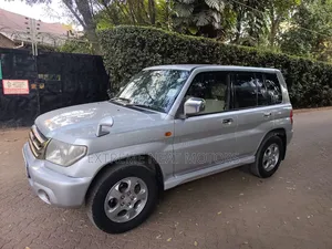 Mitsubishi Pajero IO 2004 Silver
