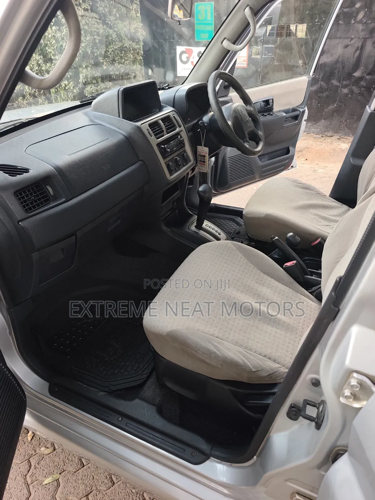 Mitsubishi Pajero IO 2004 Silver