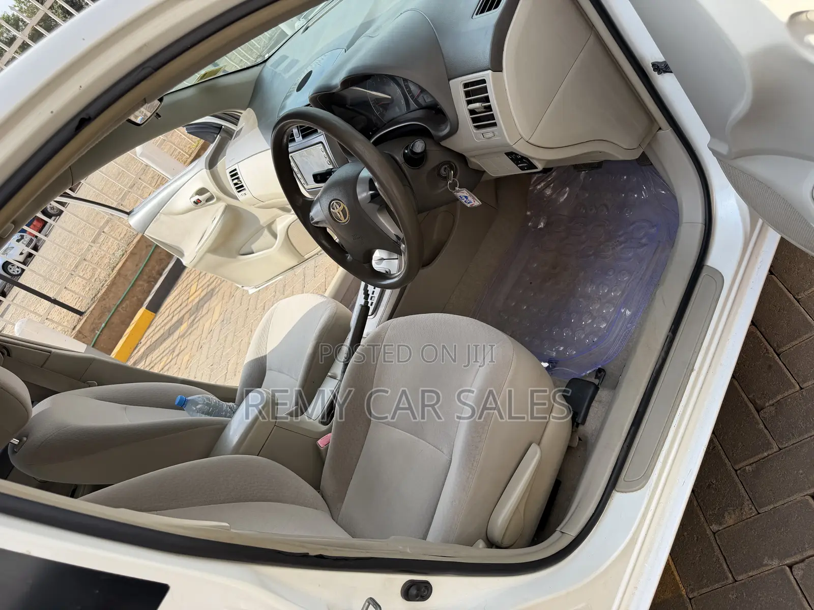 Toyota Axio 2010 White