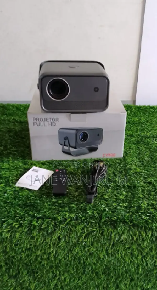 CY 900 LED Movie Projector – Portable Big Screen
