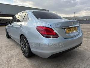 Mercedes-Benz C200 2015 Silver