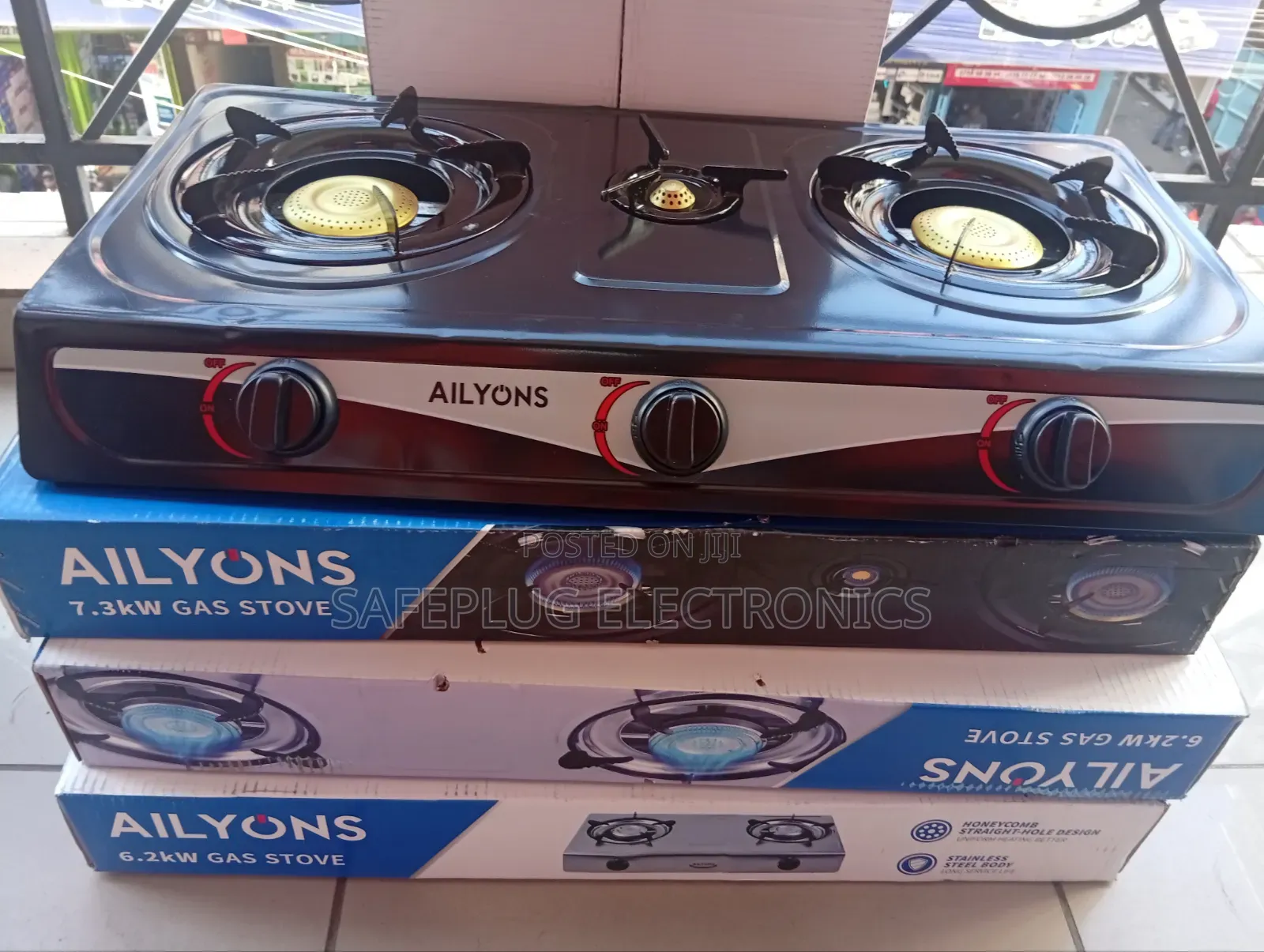 Ailyons 3-Burner Stainless Gas Stove – Modern Efficient Cooker