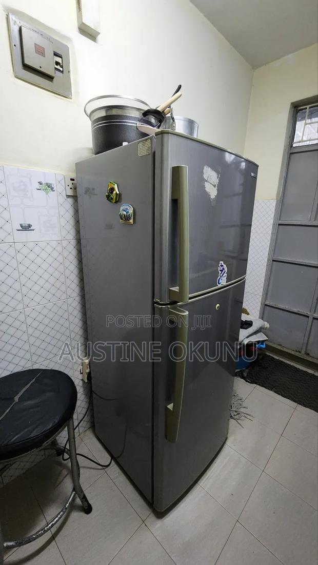 Samsung RT331GB Fridge Domestically Used - thumbnail 11