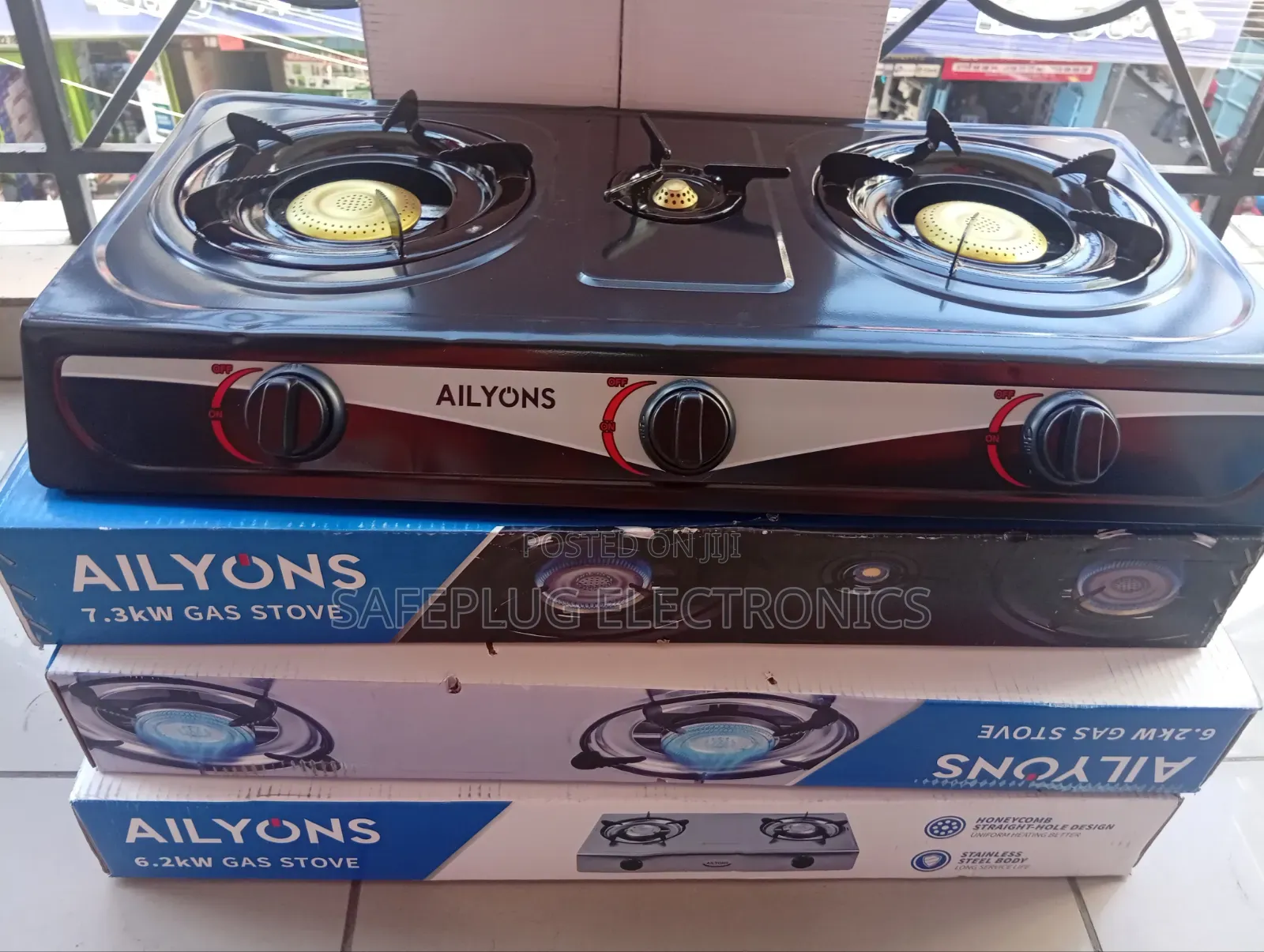 Ailyons 3-Burner Stainless Gas Stove – Modern Efficient Cooker