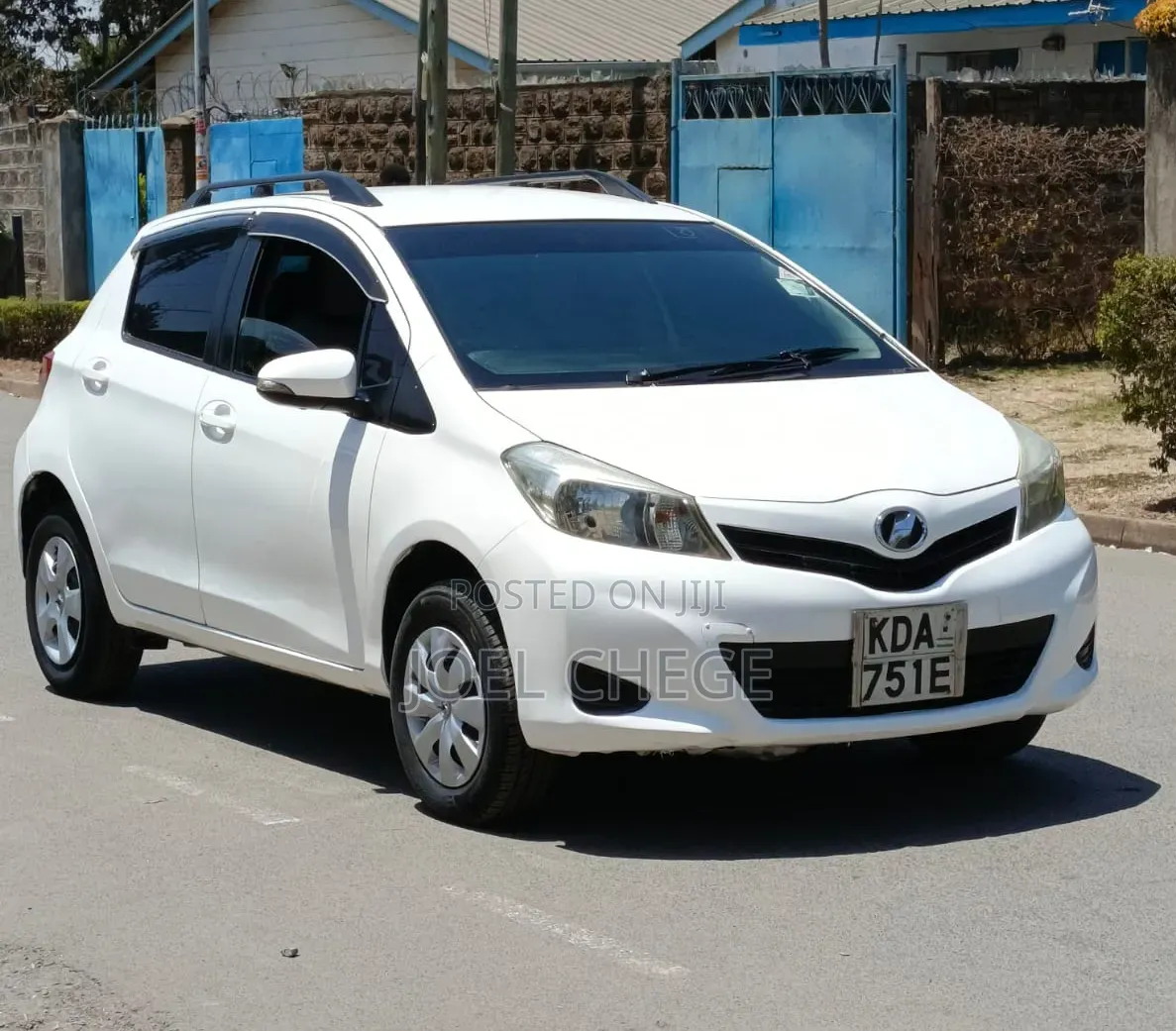 Toyota Vitz 2013 White