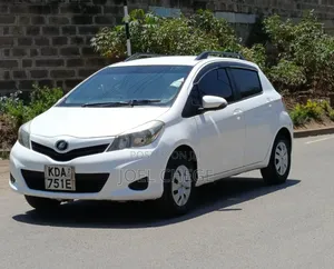 Toyota Vitz 2013 White