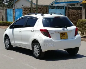 Toyota Vitz 2013 White