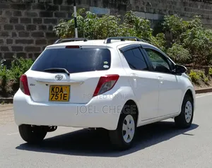 Toyota Vitz 2013 White