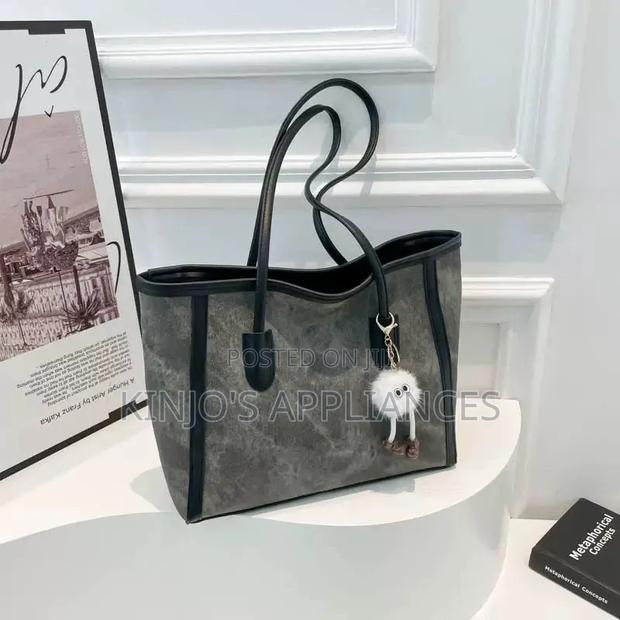 Official Bag With Cham - main view