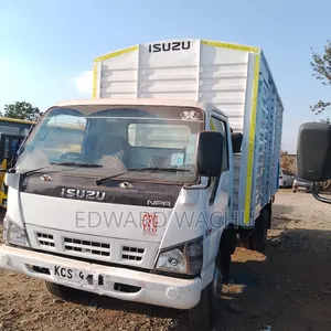 Isuzu NPR 4.3 2018 White