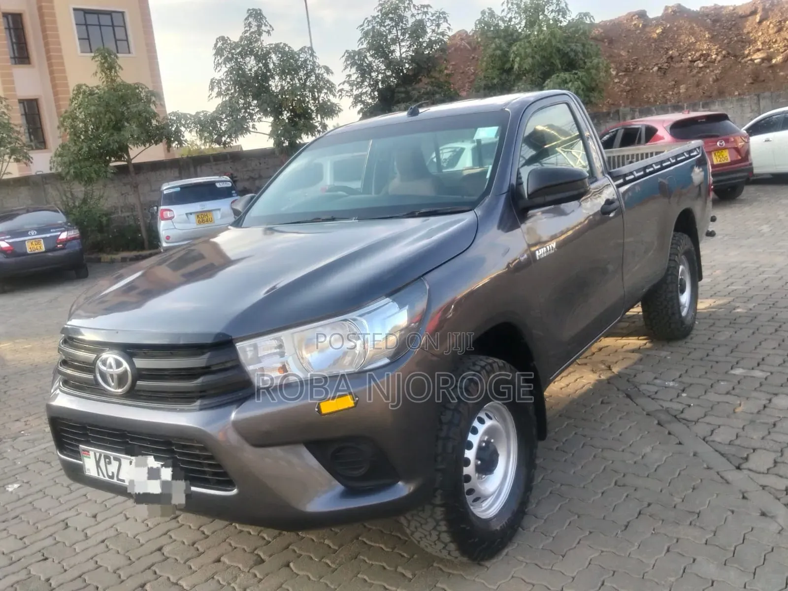 Toyota Hilux 2020 Gray