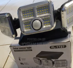 FL 1727 Solar 3 Head Security Streetlight