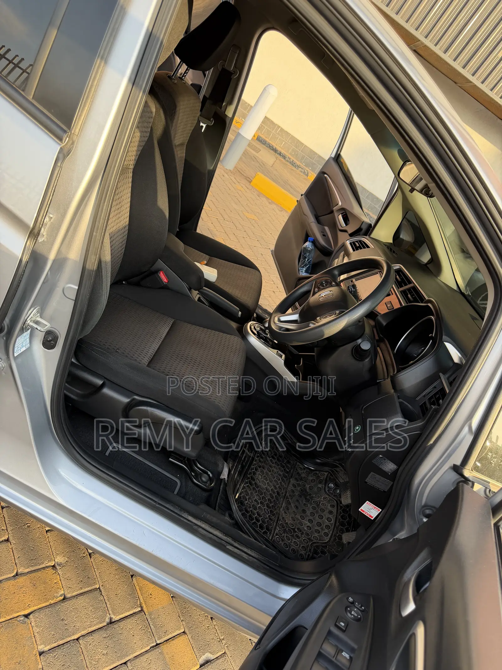 Honda Fit 2018 Silver