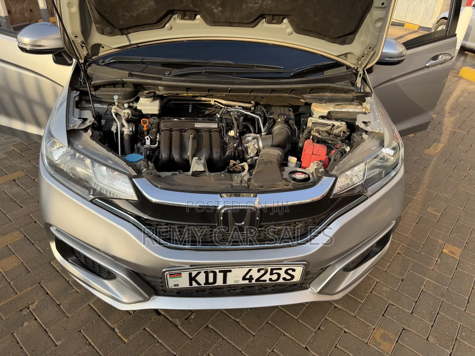 Honda Fit 2018 Silver