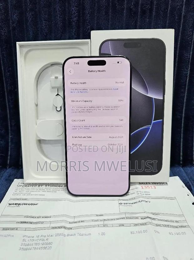 Apple iPhone 16 Pro Max 256 GB Black - thumbnail 3