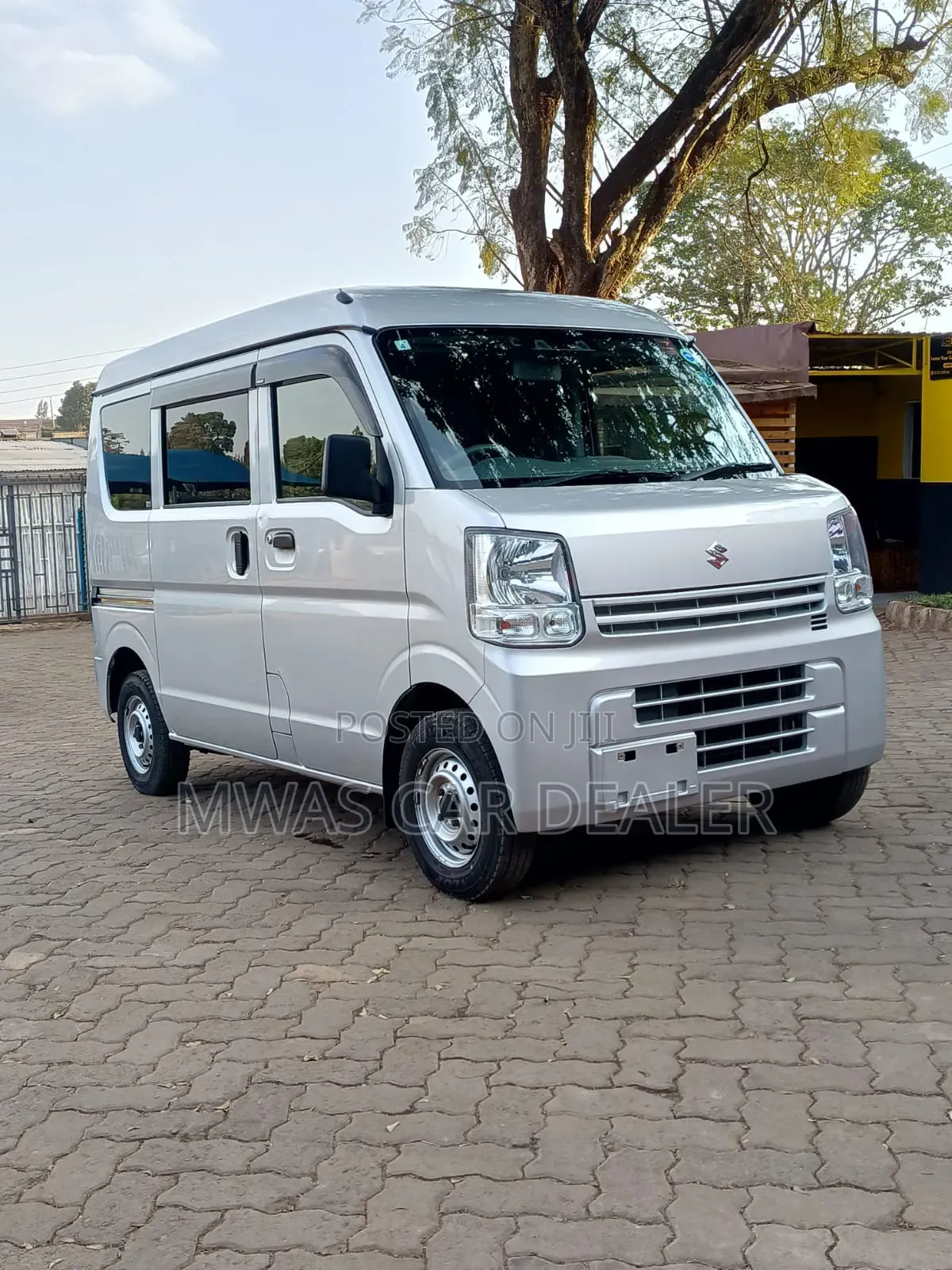 Suzuki Every 2020 Silver