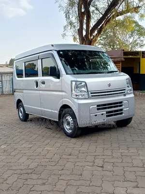 Suzuki Every 2020 Silver