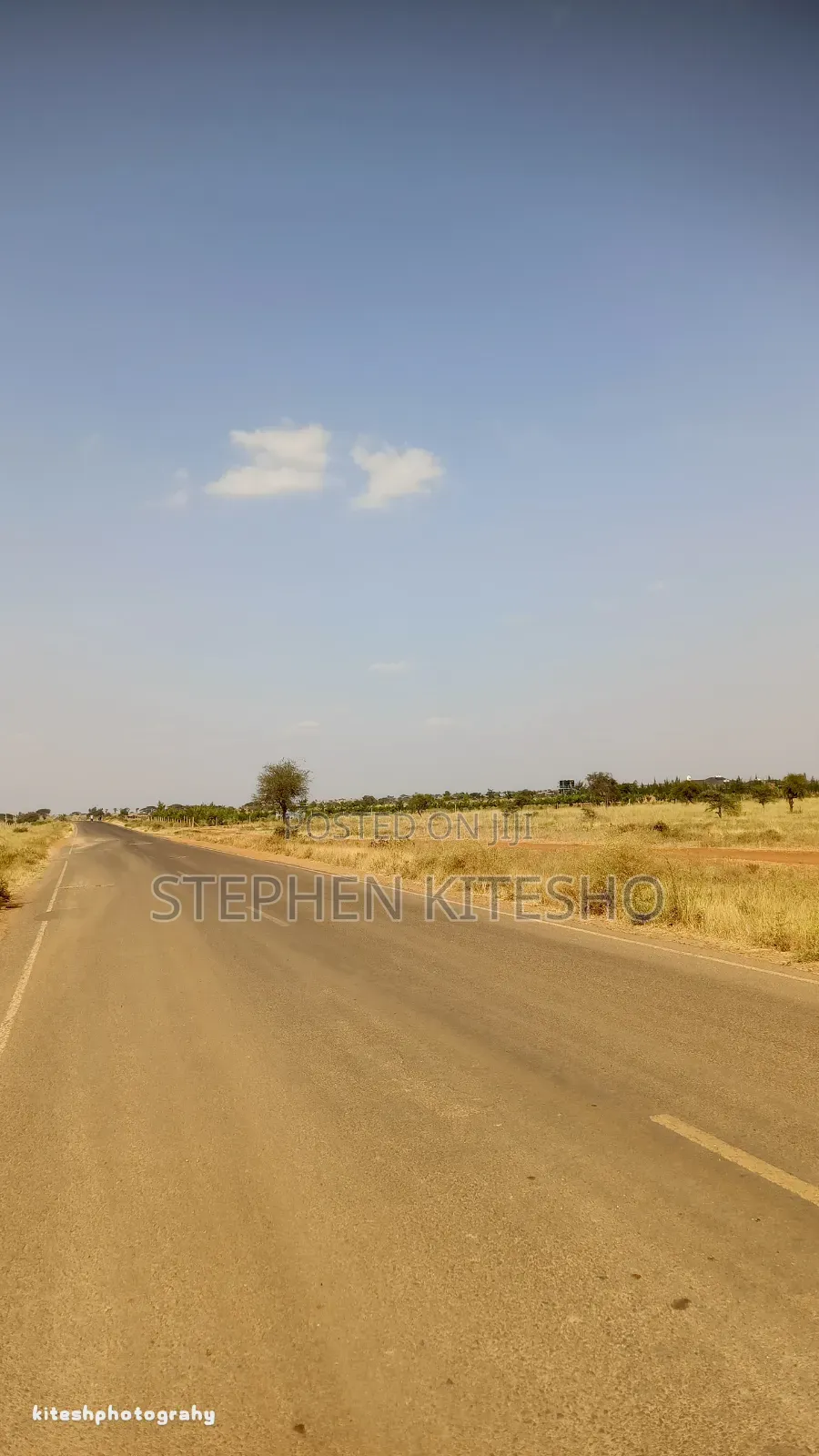 40acres for Along Cimba Cement Tarmac Road Imbrrikani Loitoktok