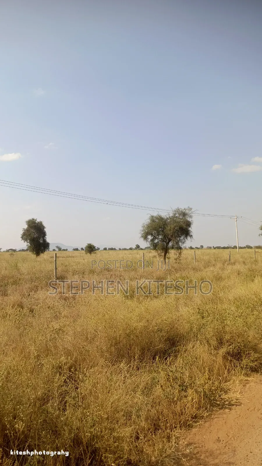 40acres for Along Cimba Cement Tarmac Road Imbrrikani Loitoktok