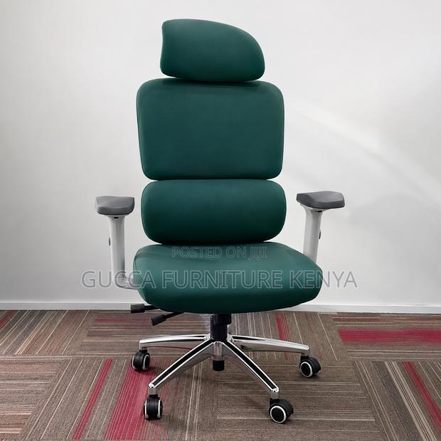 Green Full Fabric Executive Chair - main view
