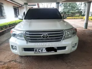 Toyota Land Cruiser 2012 Pearl