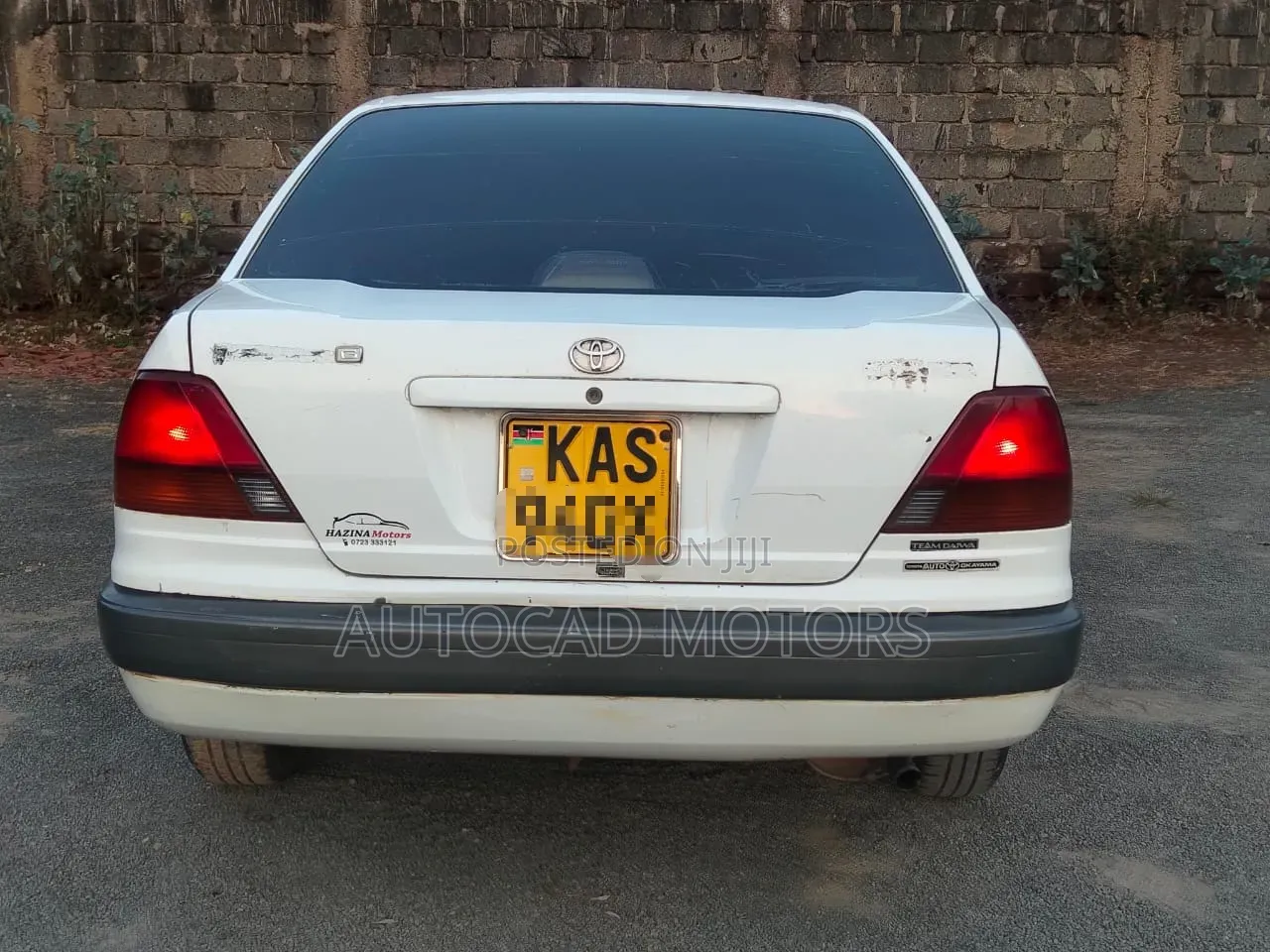 Toyota Corolla 1997 White