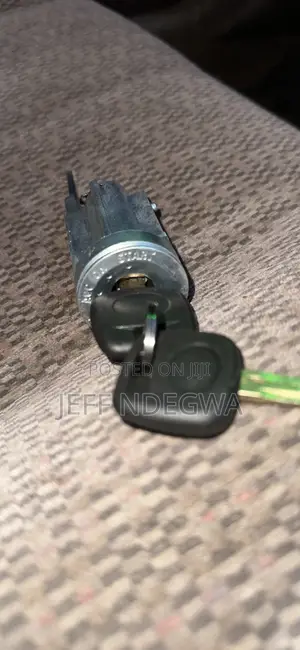 Toyota 100 Ignition Key Cylinder