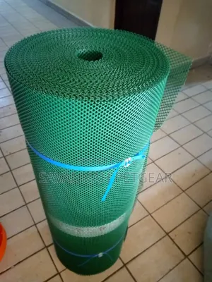 Green Plastic Poultry Mesh Chicken Wire/Kukunet), Chick Brooder Floors