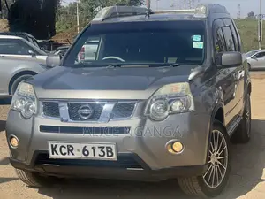 Nissan X-Trail 2011 Gray