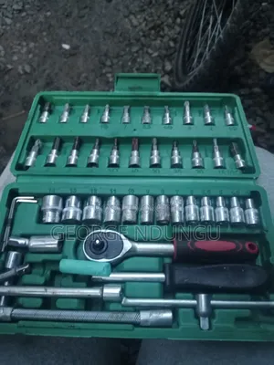 Socket Wrench