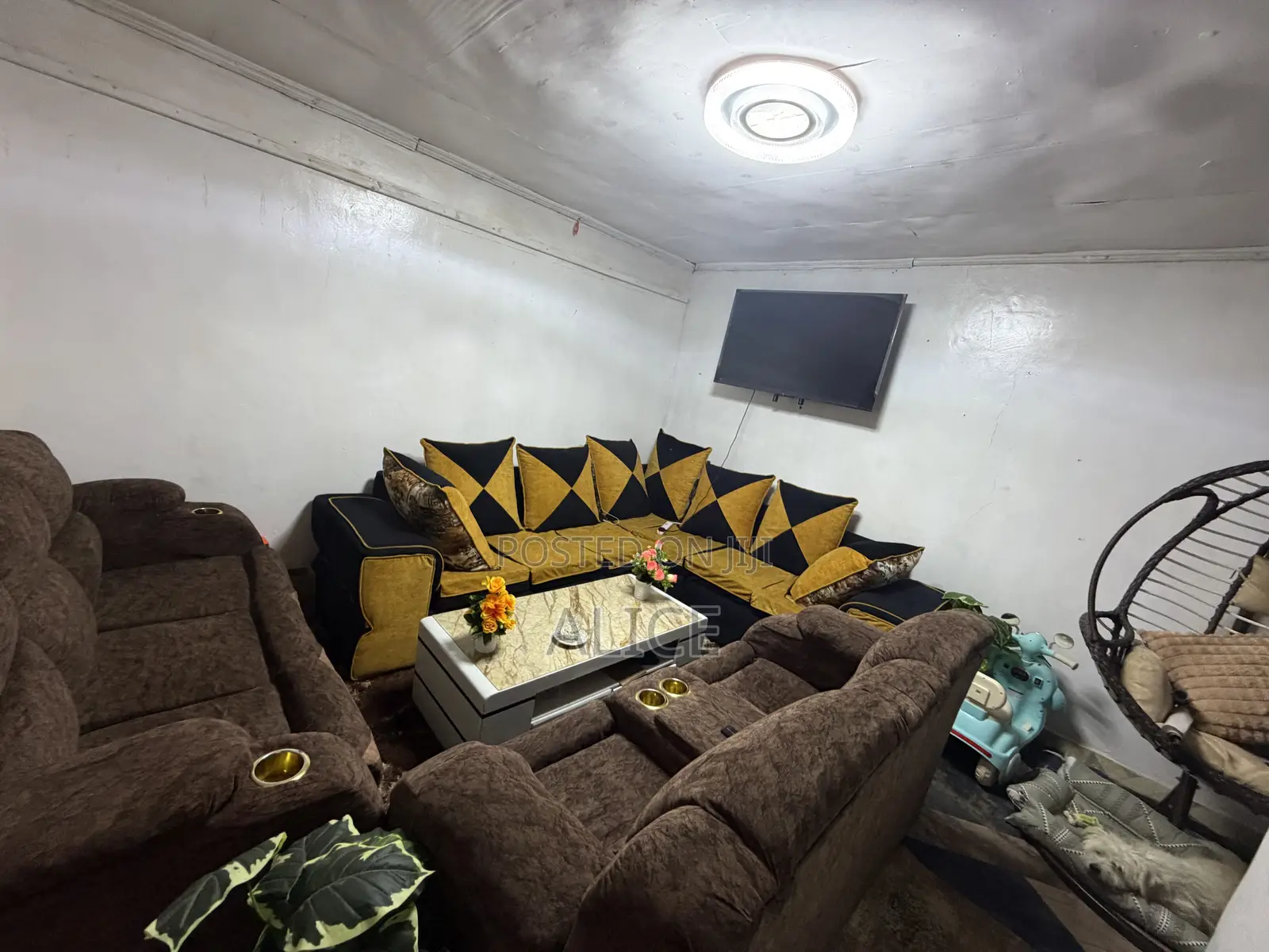 7 Seater L Shaped Seat