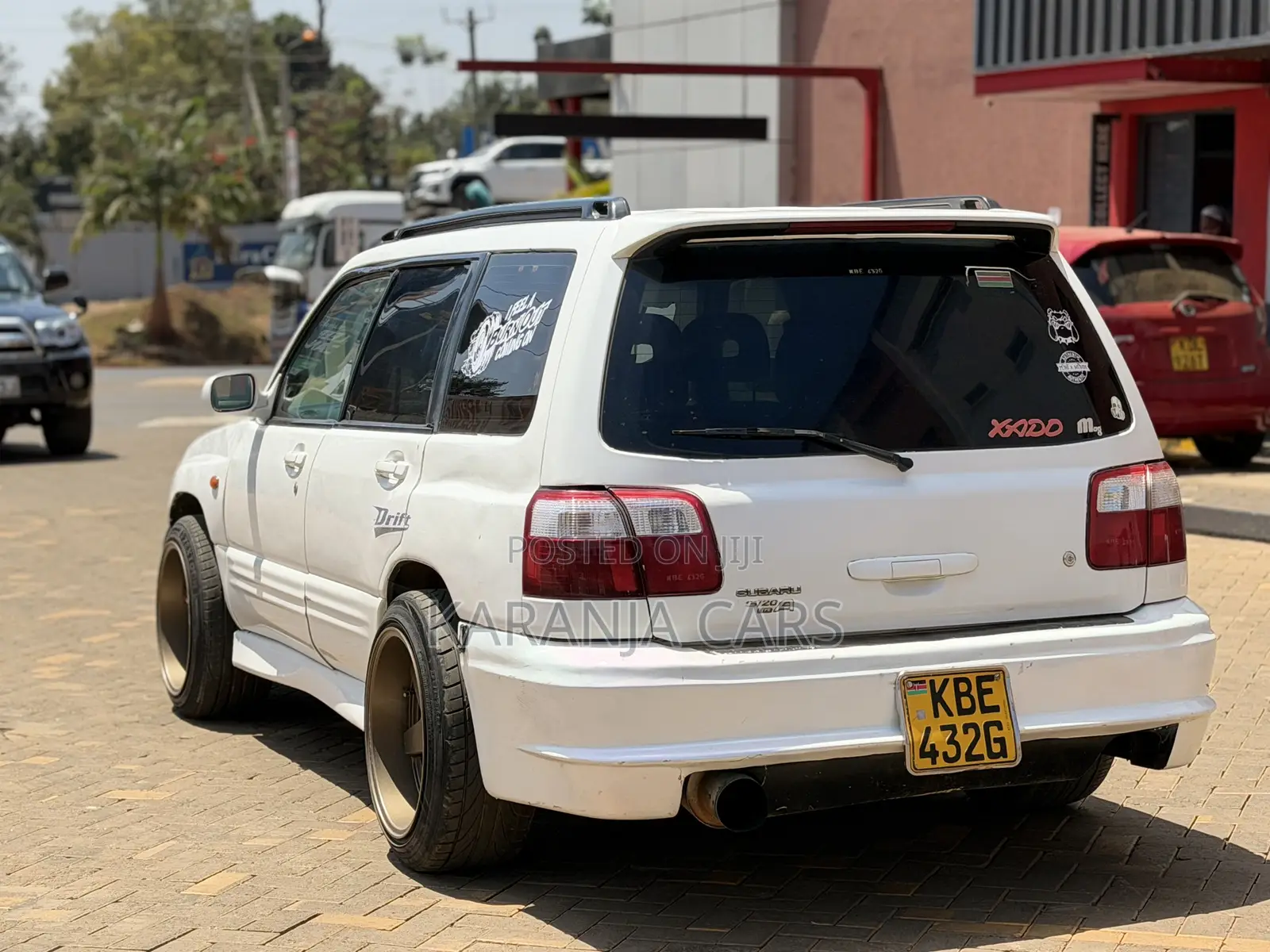 Subaru Forester SF 2.5 L 2001 White