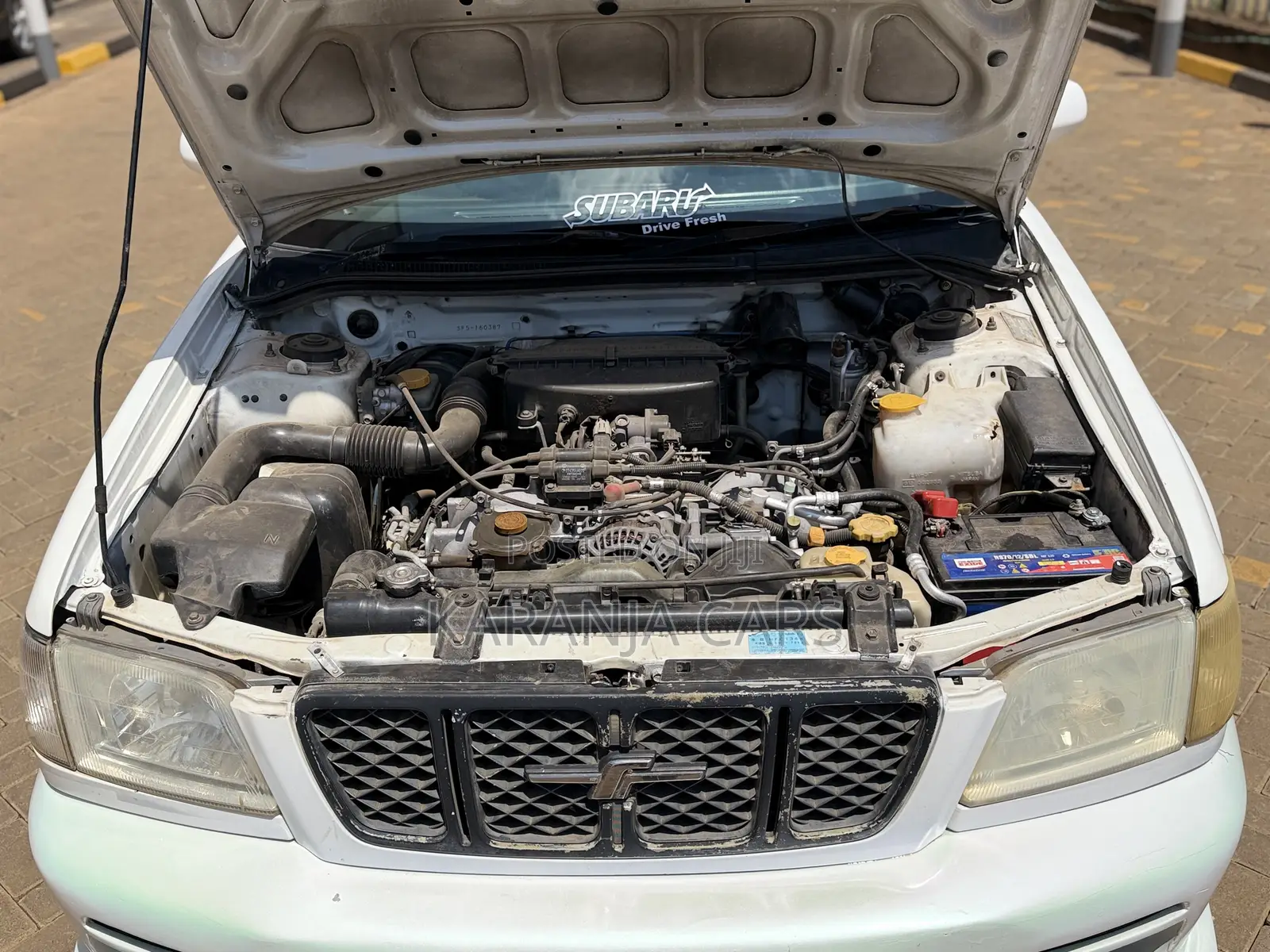 Subaru Forester SF 2.5 L 2001 White