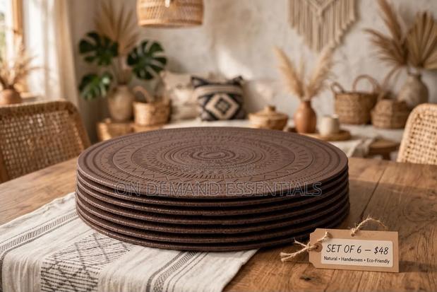 Embossed PU Leather Round Placemats - thumbnail 9