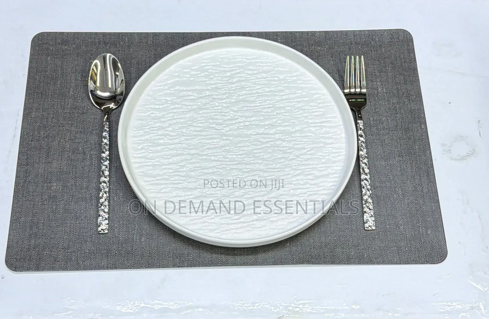 Linen Look Wipeable Placemats/Tablemats