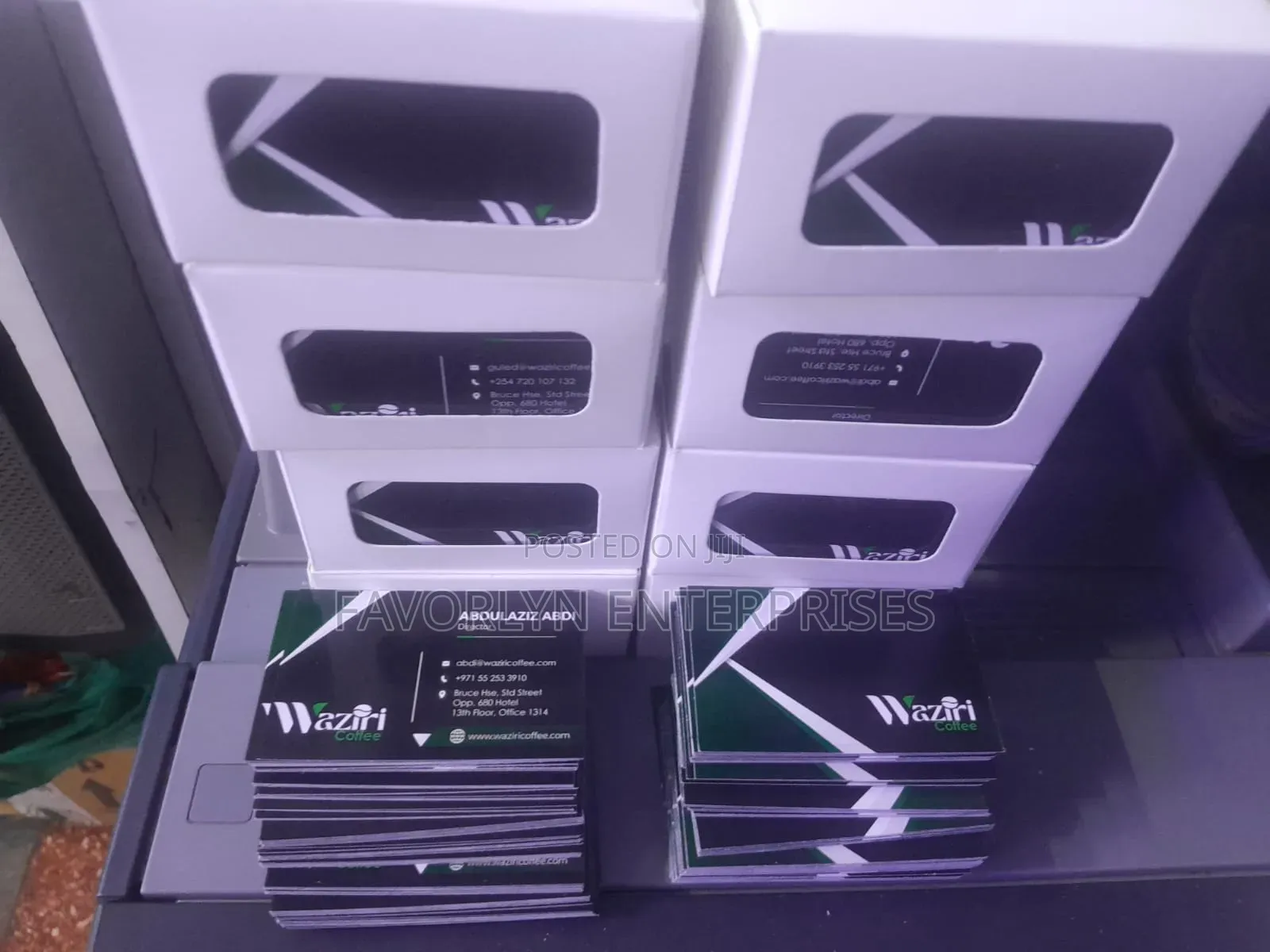 Striking Business Cards That Leave a Lasting Impression