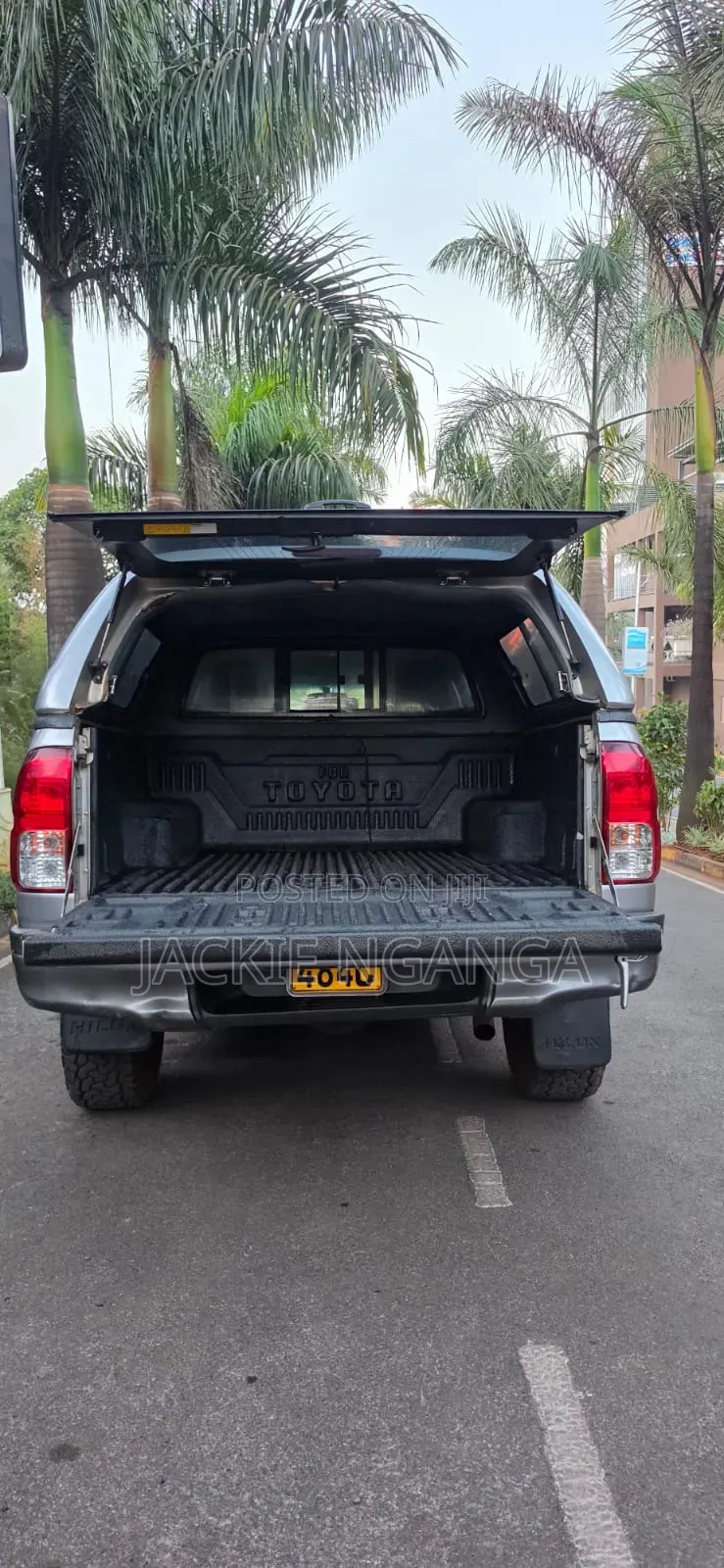 Toyota Hilux 2021 Silver