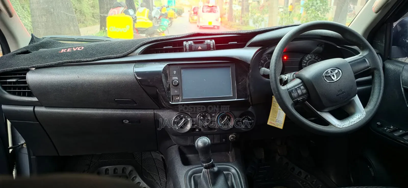 Toyota Hilux 2021 Silver
